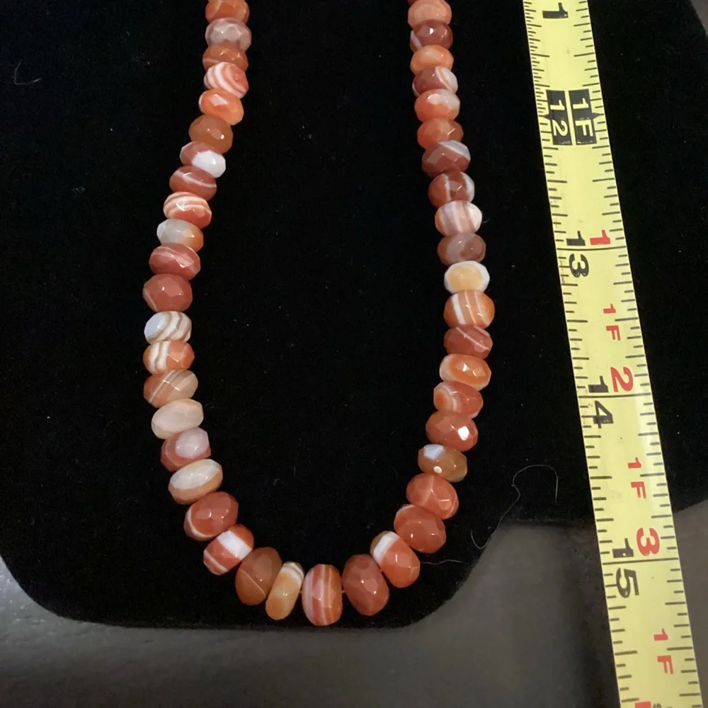 15” carved stone necklace, costume jewelry - Picture 5 of 5